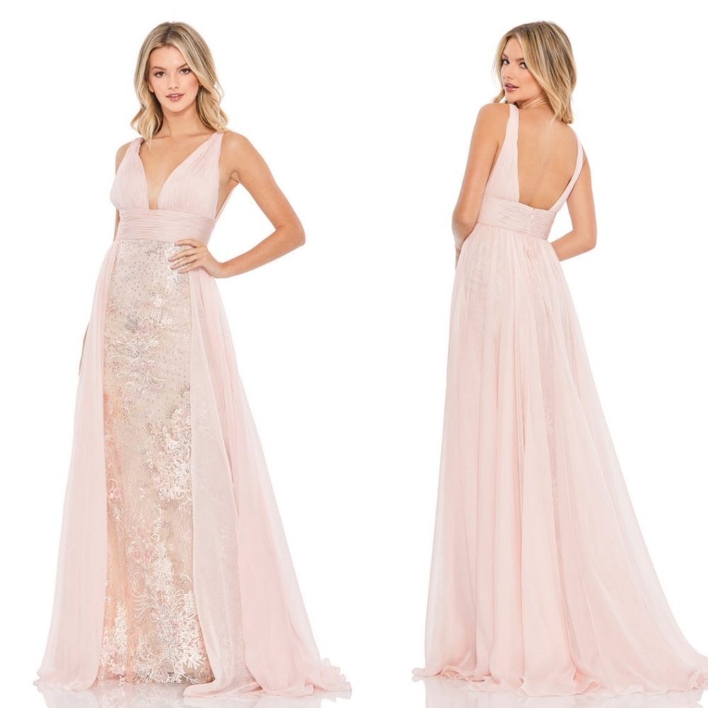 NWT Mac Duggal Embellished Lace Vneck Gown Blush 67805